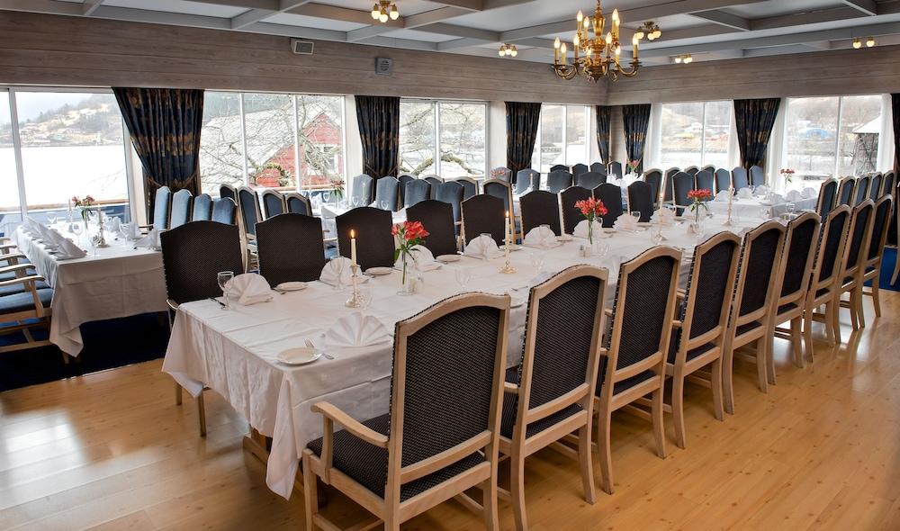 Brakanes Hotel Ulvik Luaran gambar