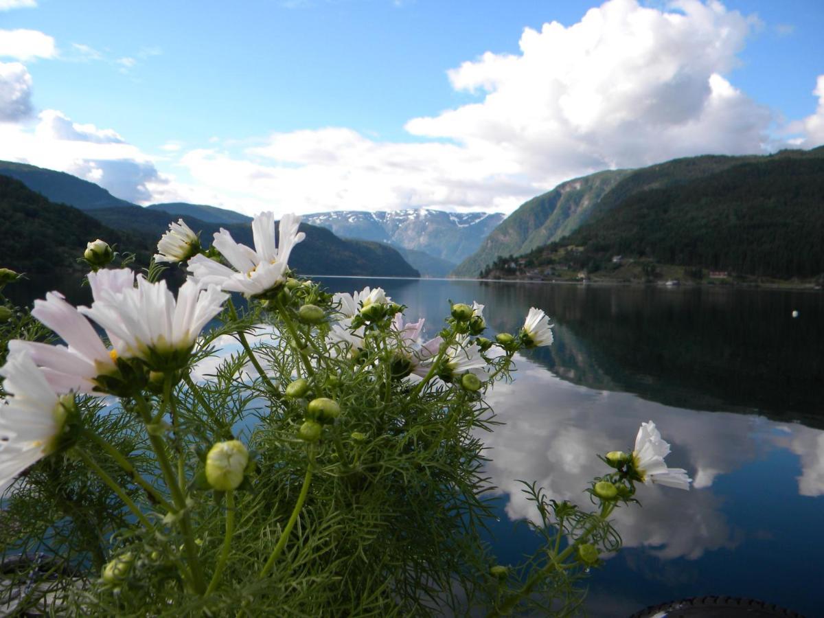 Brakanes Hotel Ulvik Luaran gambar
