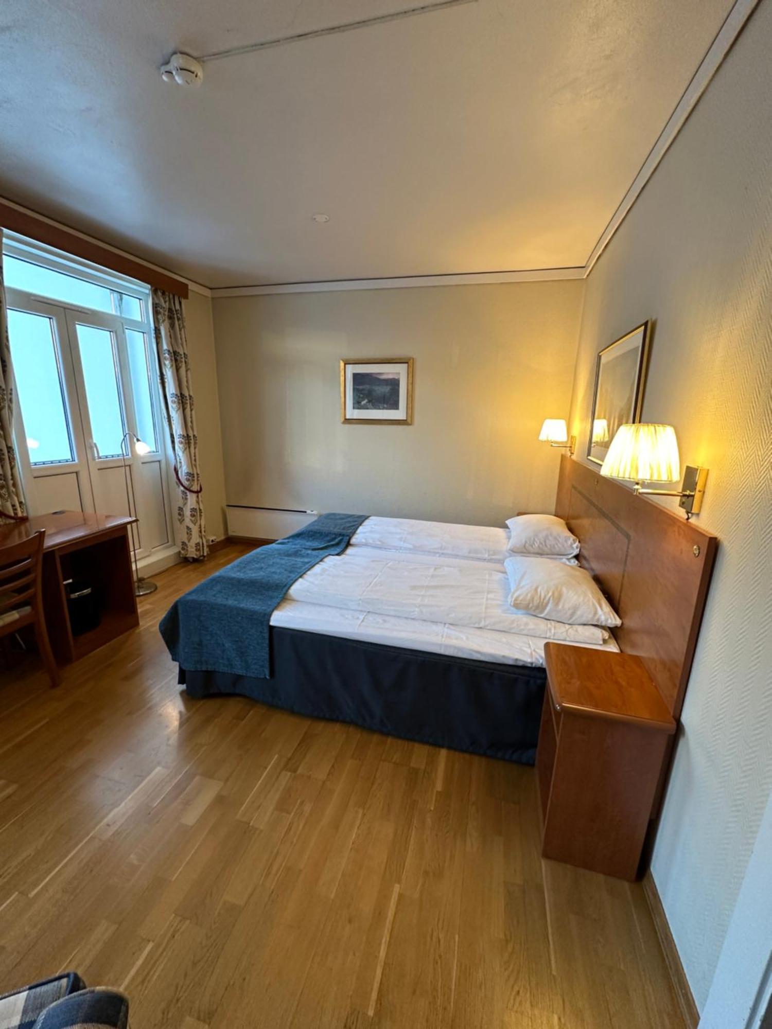 Brakanes Hotel Ulvik Luaran gambar