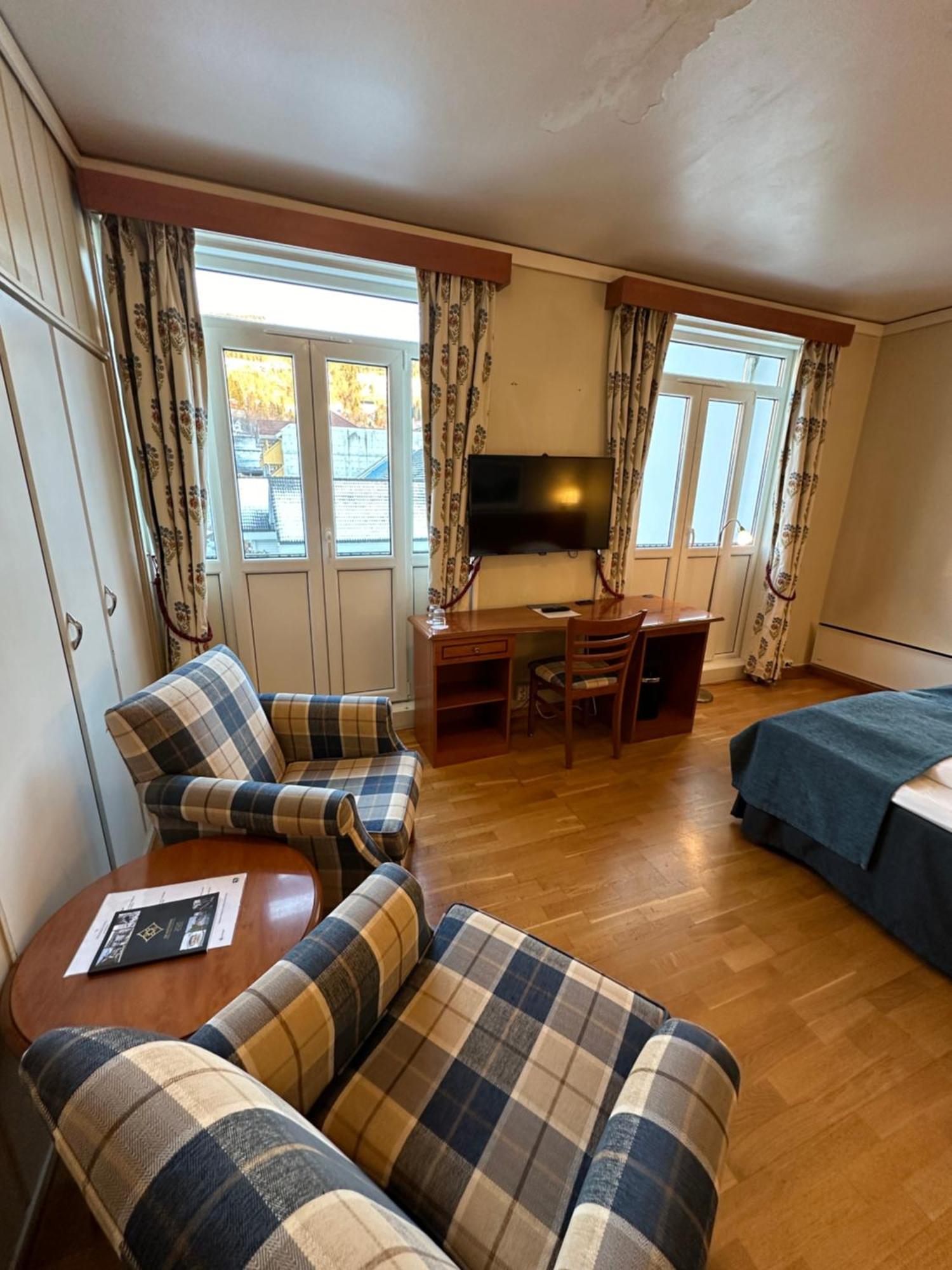 Brakanes Hotel Ulvik Luaran gambar