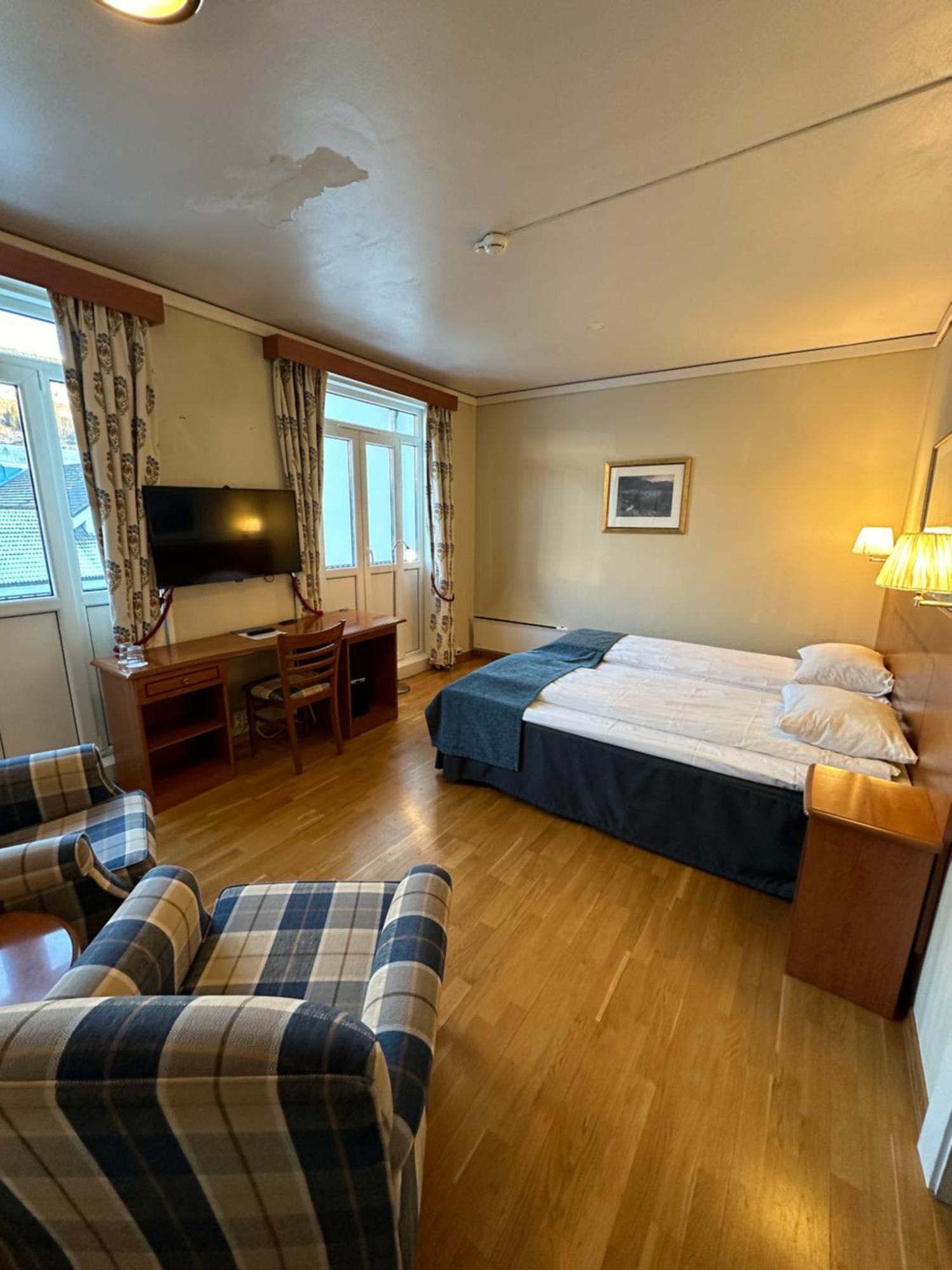 Brakanes Hotel Ulvik Luaran gambar