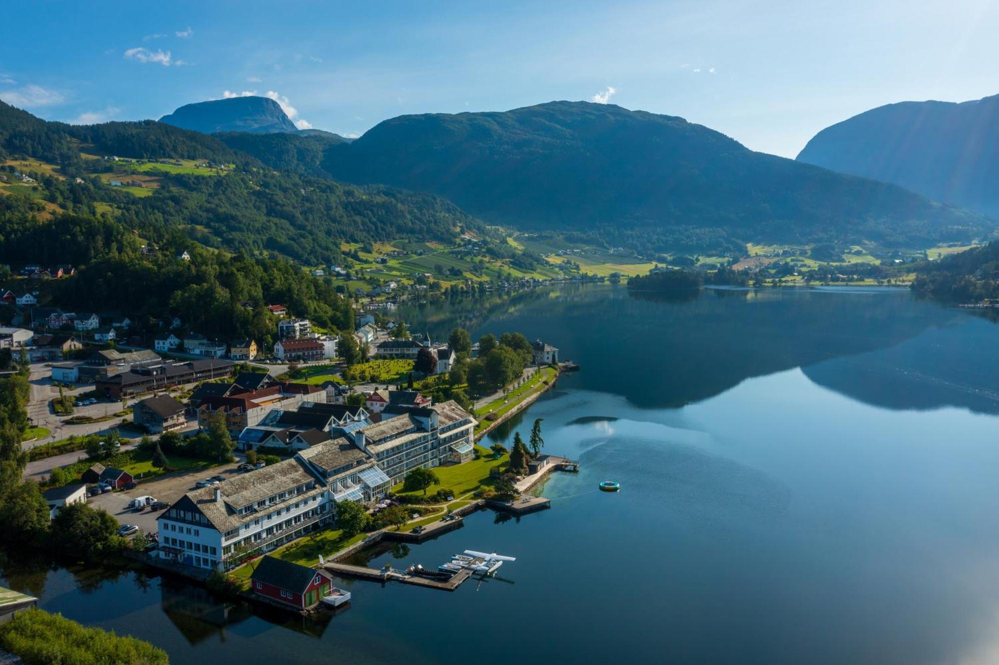 Brakanes Hotel Ulvik Luaran gambar